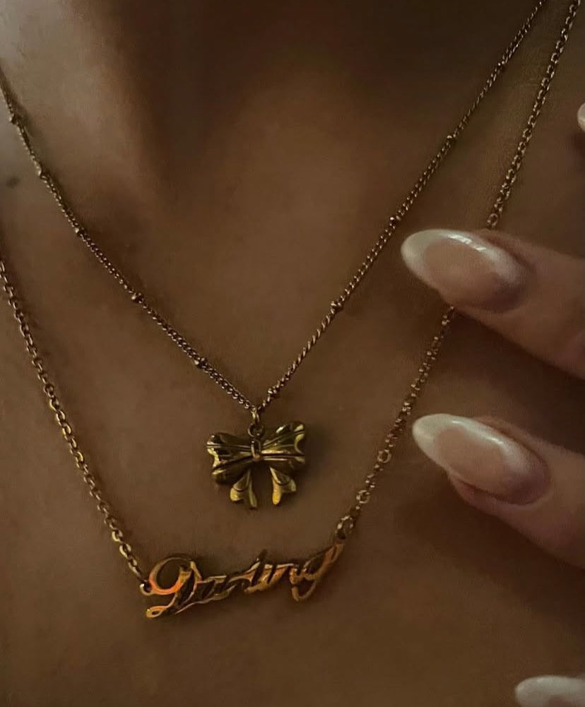 bow pendant necklace