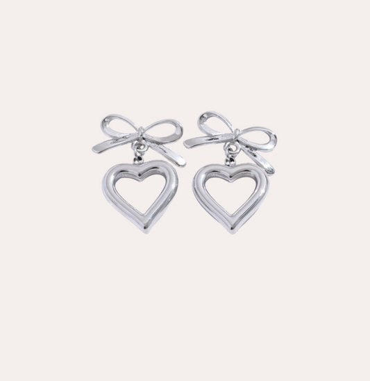 open heart bow studs silver