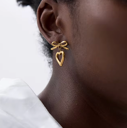 open heart bow studs gold